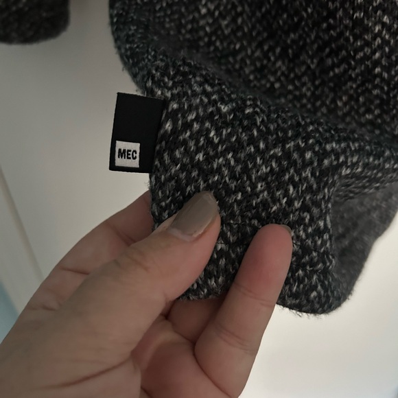 MEC Women's Black/Charcoal grey/White Fleece lined cardigan - Picture 7 of 9